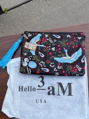 Hello 3AM Embroidered Crane & Floral Clutch Crossbody Bag – New With Tags